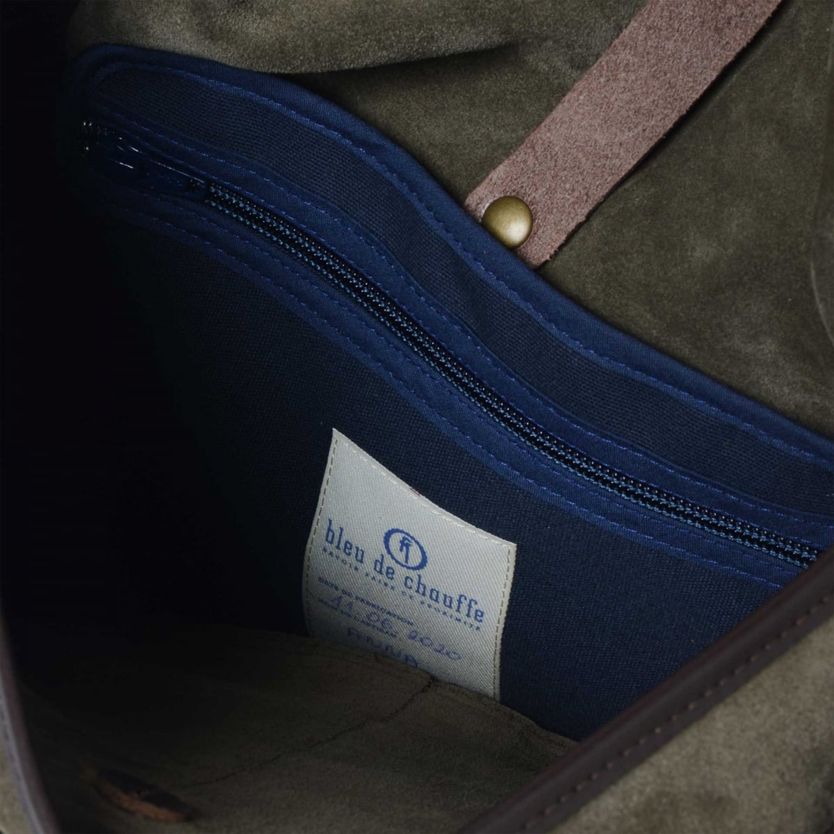 Musette S Fisherman's bag / Suede - Musk (image n°5)