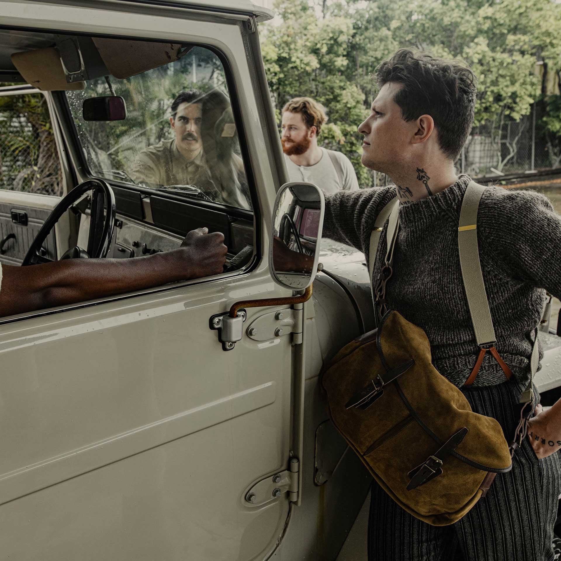 Musette S Fisherman's bag / Suede - Hazelnut Brown (image n°5)