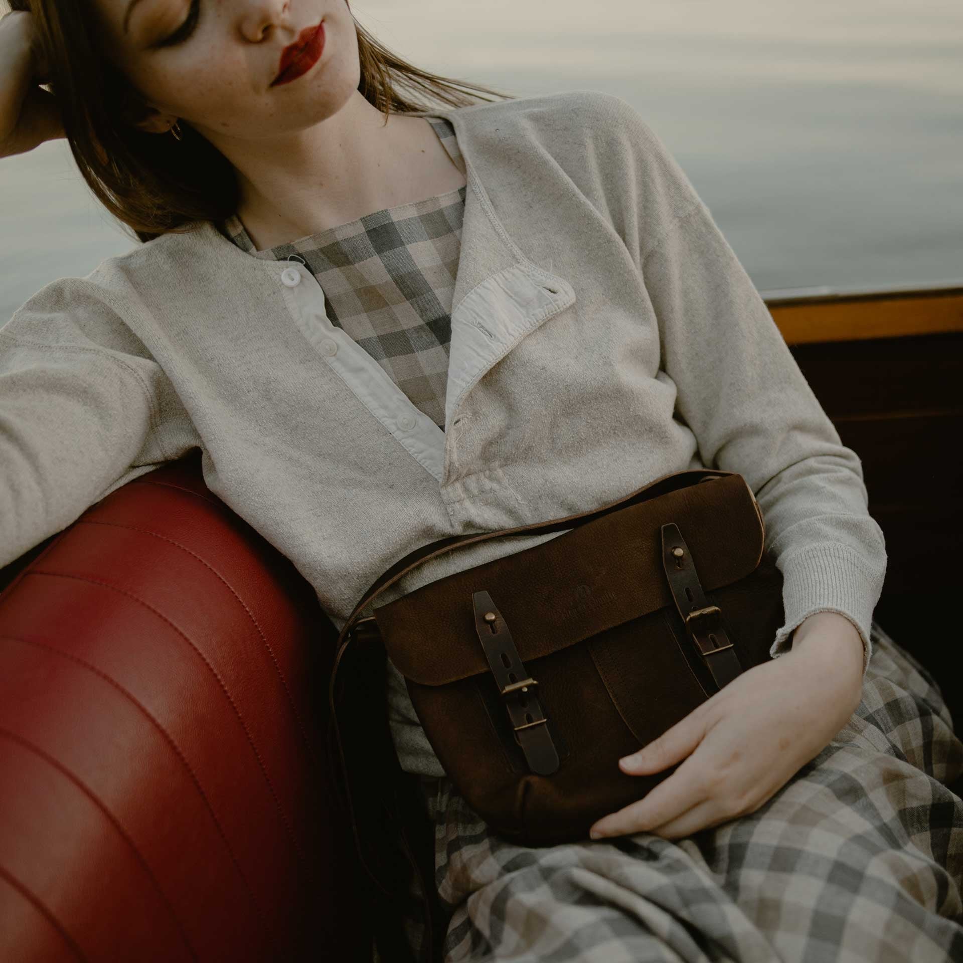 Bolso bandolera Louis - Marrón ámbar (imagen n.º 8)