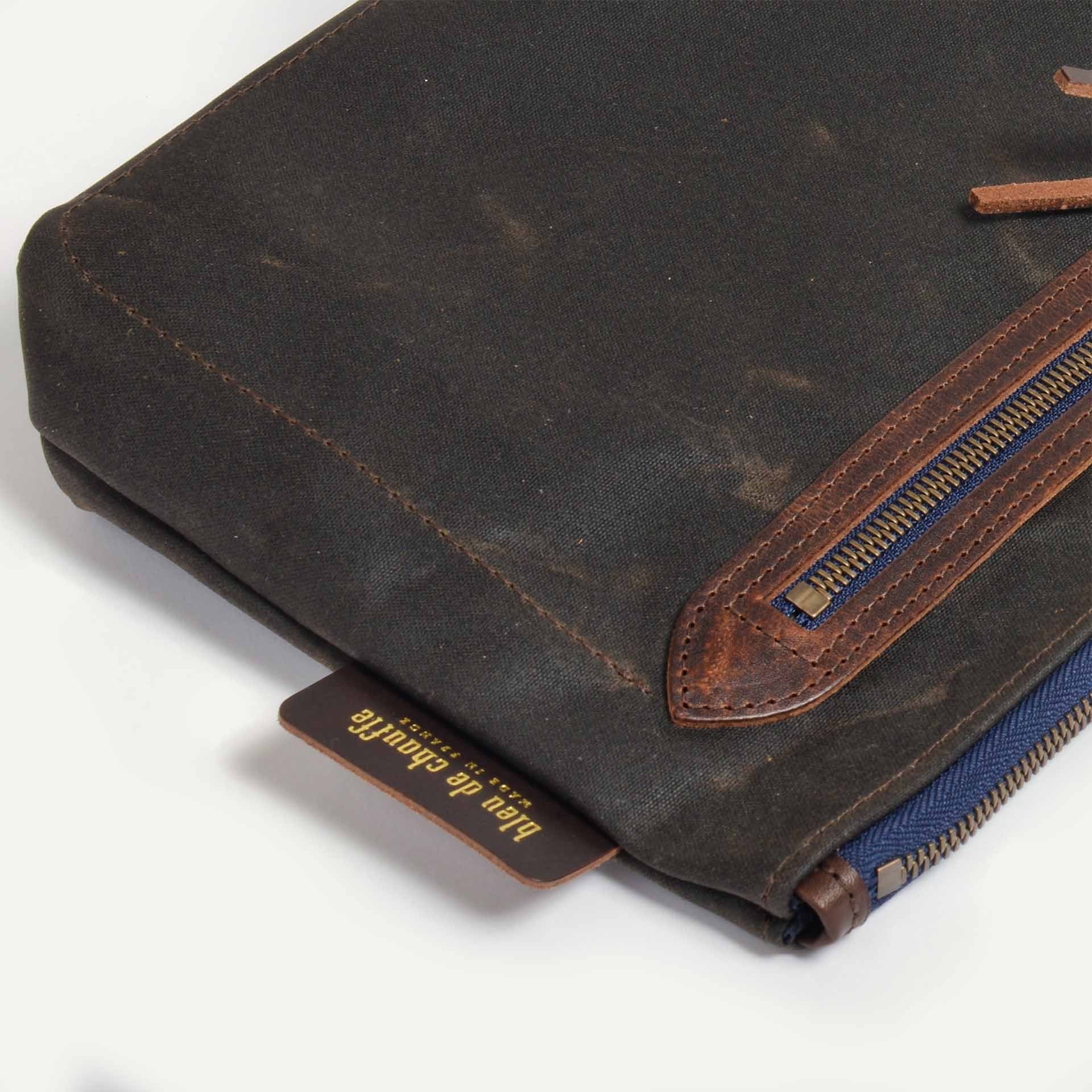 Kosmetiktasche Zèbre - Khaki gewachst (image n°4)