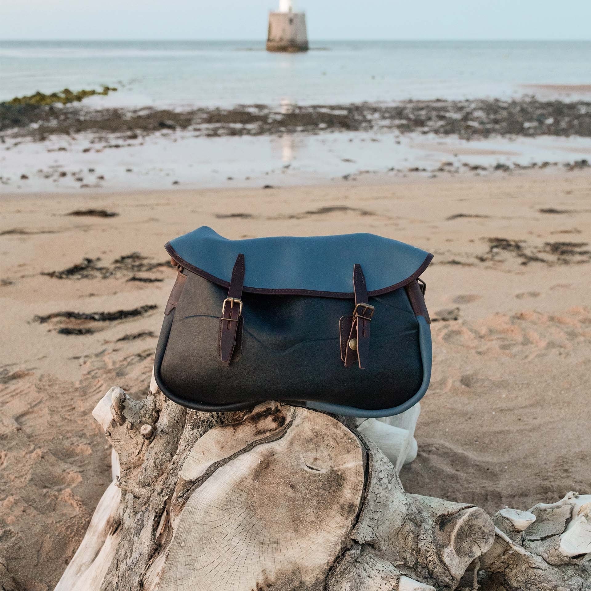 Musette du Pêcheur M / BDC x LE CHAMEAU - Bleu (image n°8)
