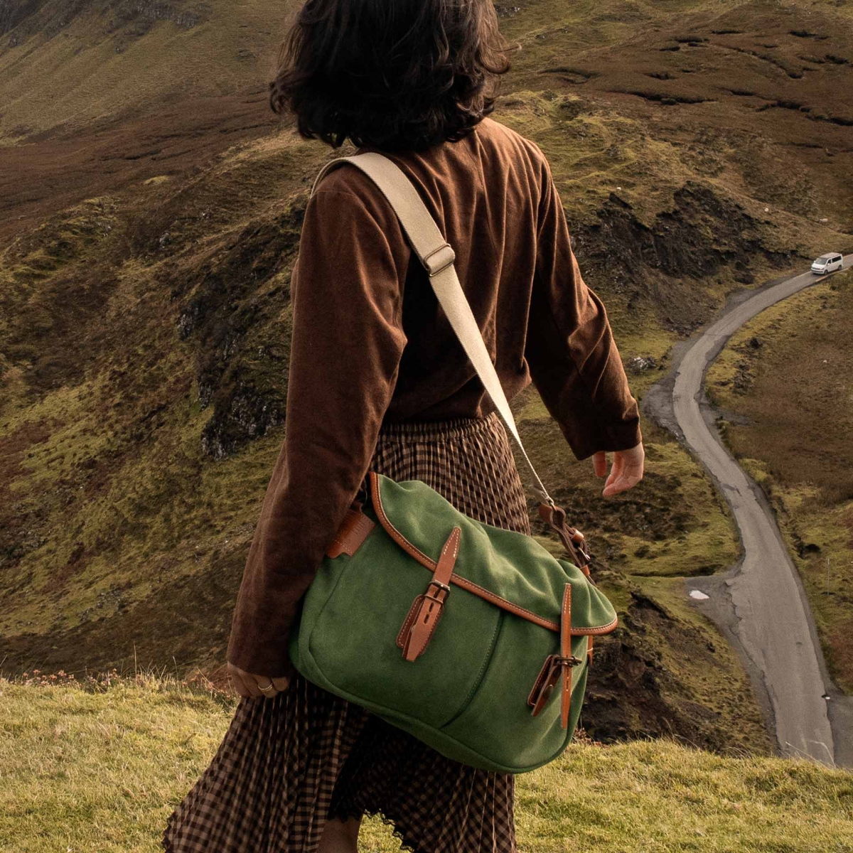 Fisherman's Musette M / Suede - Agave (image n°5)