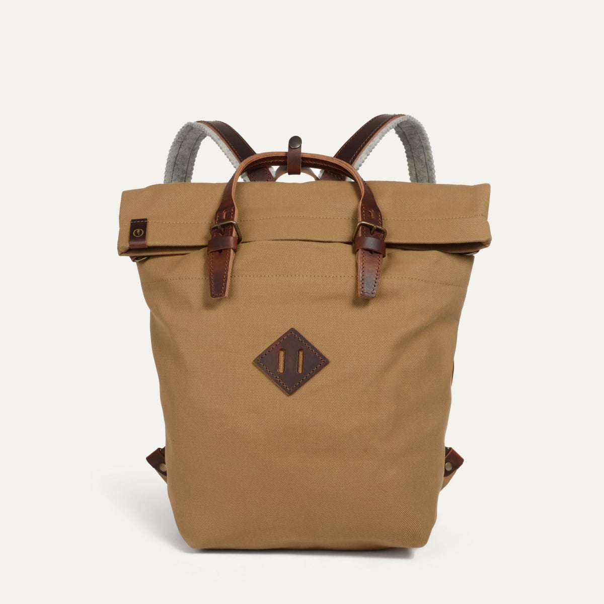 Mochila Woody 25L - Camel BM (imagen n.º 4)