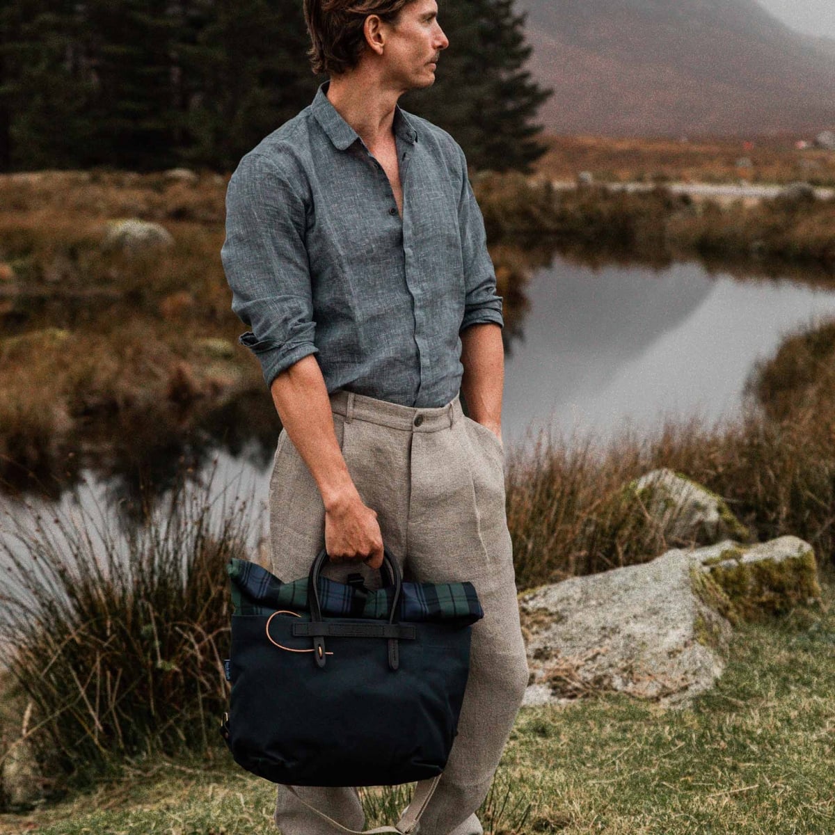 Woody Business bag - Tartan Navy blue (image n°6)