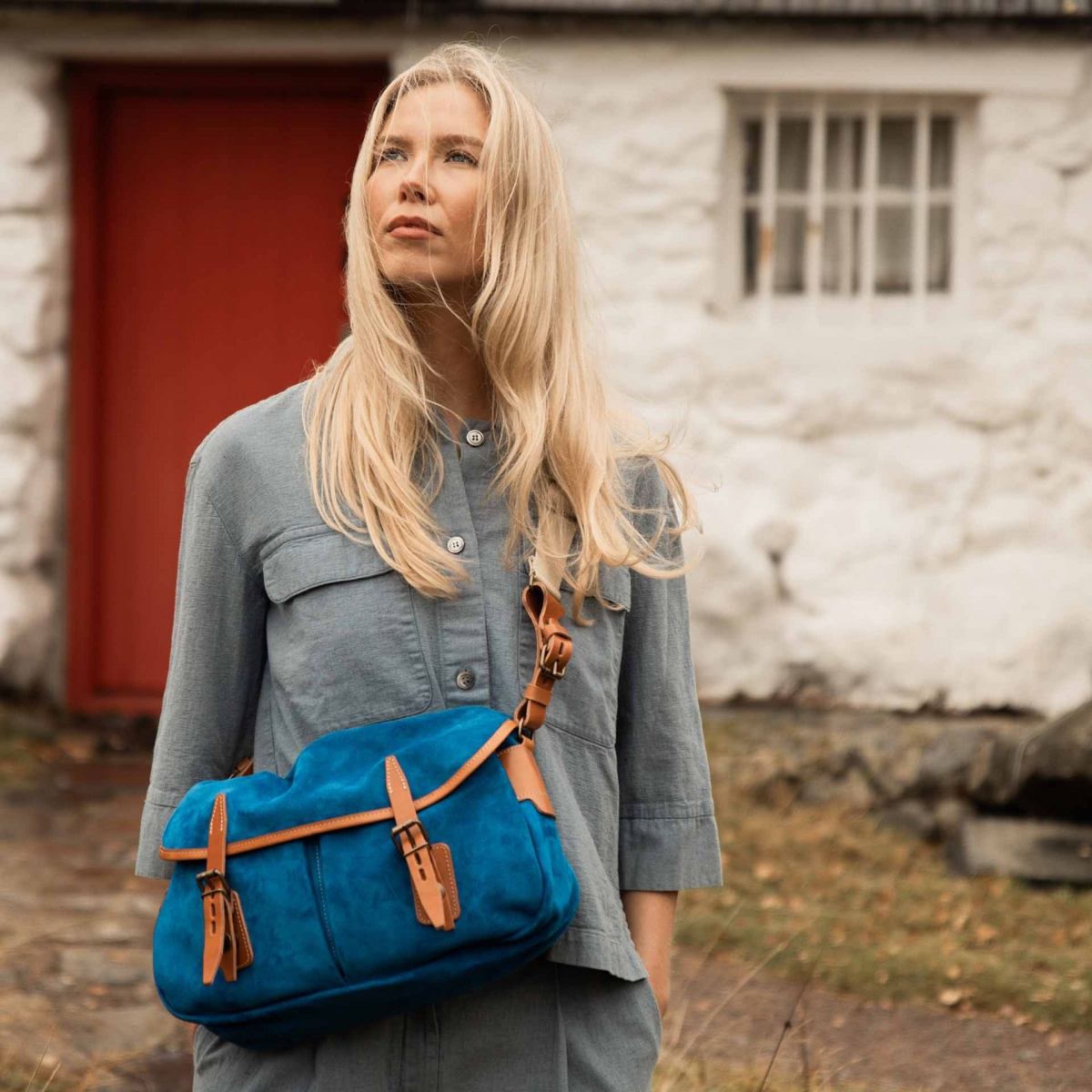 Musette S Fisherman's bag / Suede - Absolute Blue (image n°6)