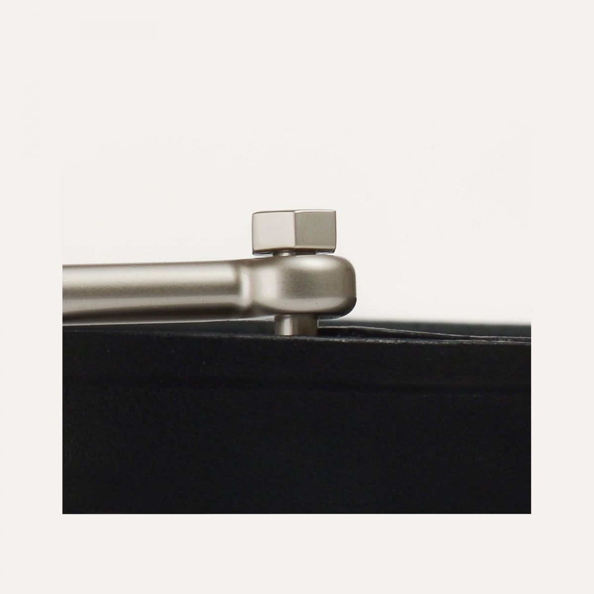 Manila buckle screw (image n°7)