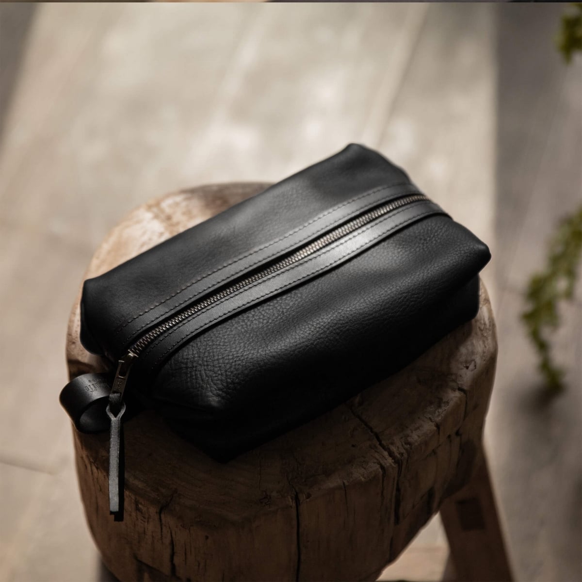 ZAZOU toiletry case - Black (image n°6)