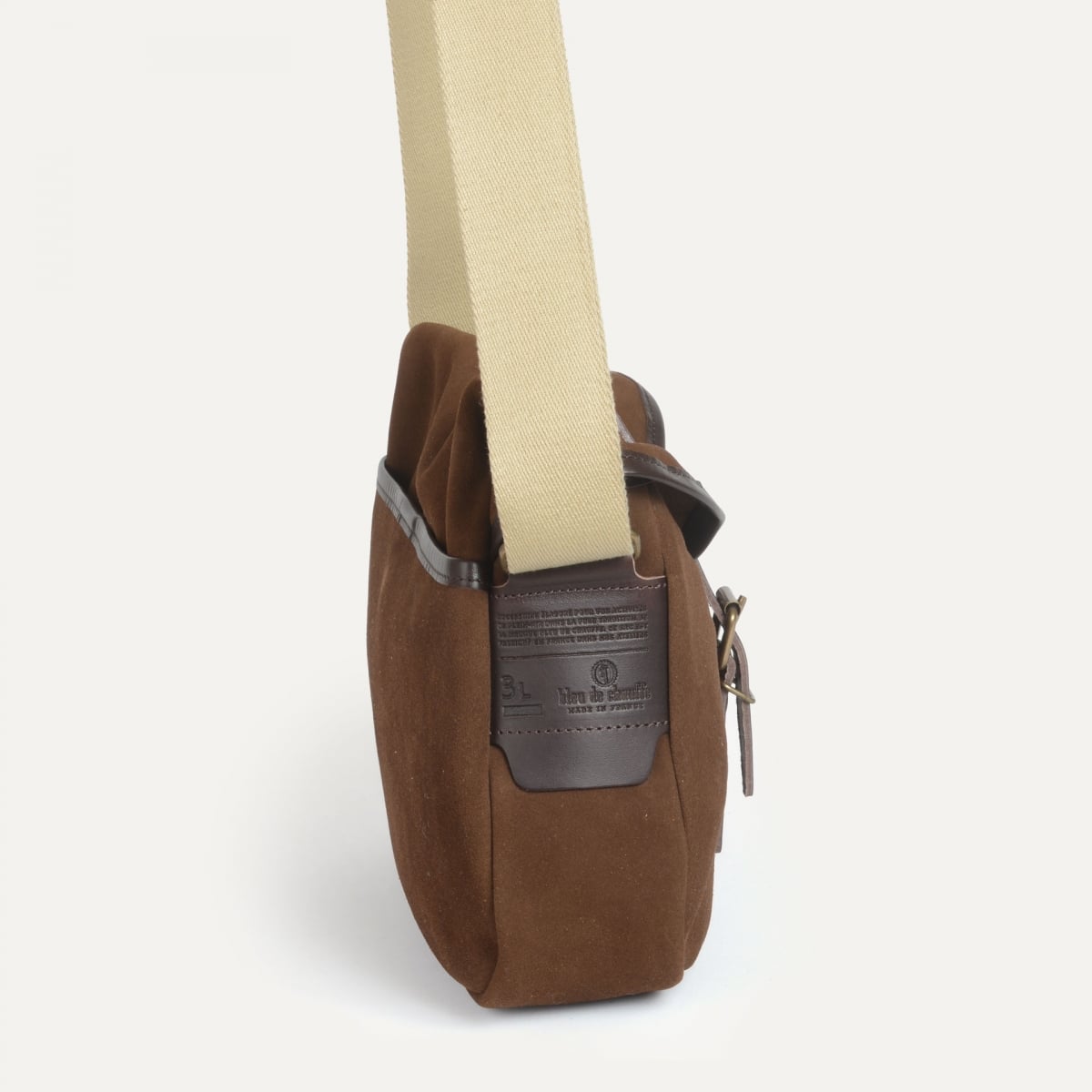 Bolso de pescador XS / Cuero de ante - Marrón chocolate (imagen n.º 4)