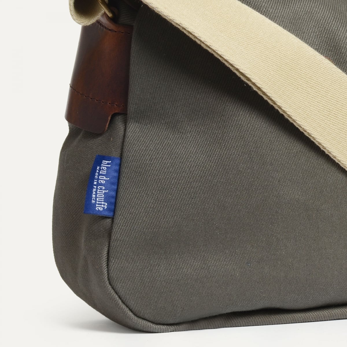 Léon messenger bag - Khaki BM (image n°6)