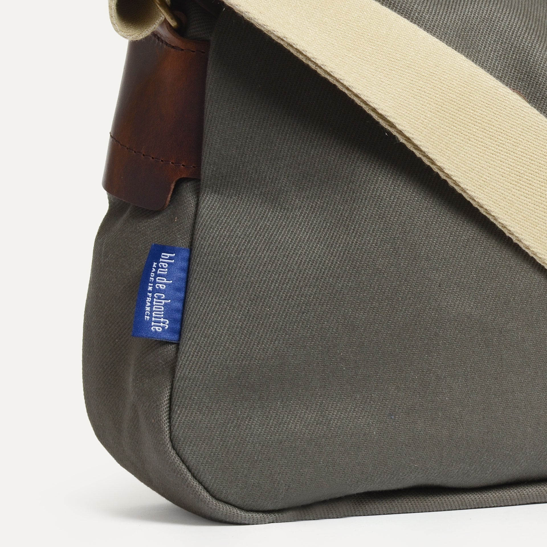 Léon messenger bag - Khaki BM (image n°6)