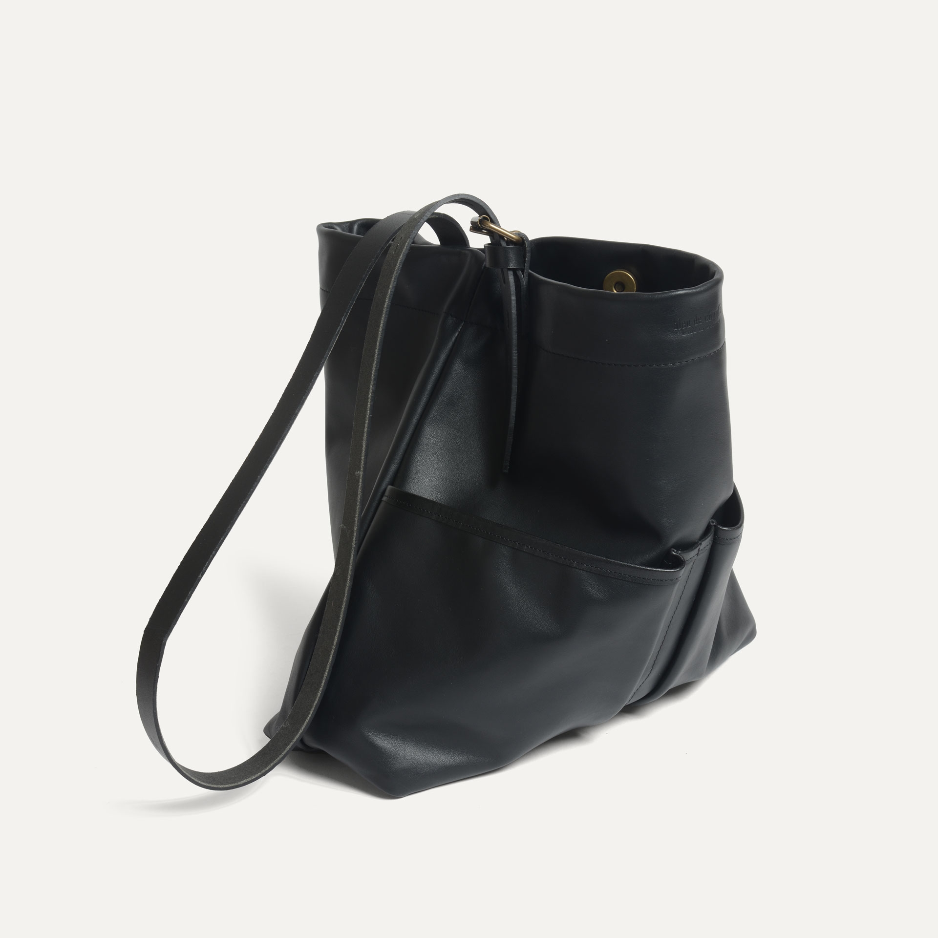 Gombe Pouch - Black Liscio (image n°1)