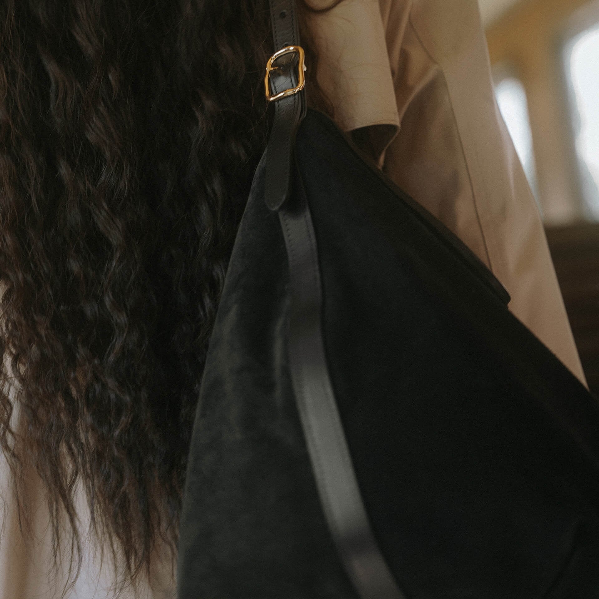 Sac seau Sofia - Noir Suédé (image n°9)