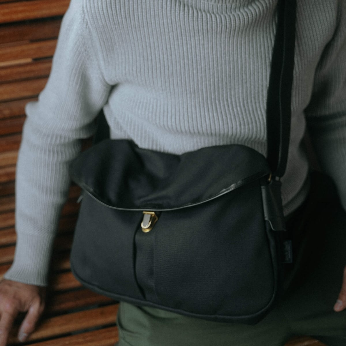 Léon messenger bag - Black BM (image n°6)