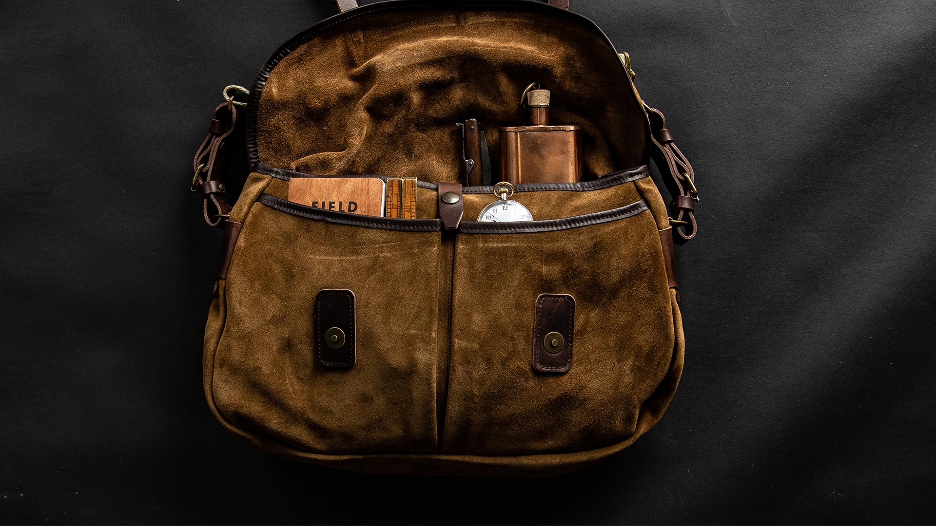 d&eacute;couvrir comment entretenir les sacs en cuir velours