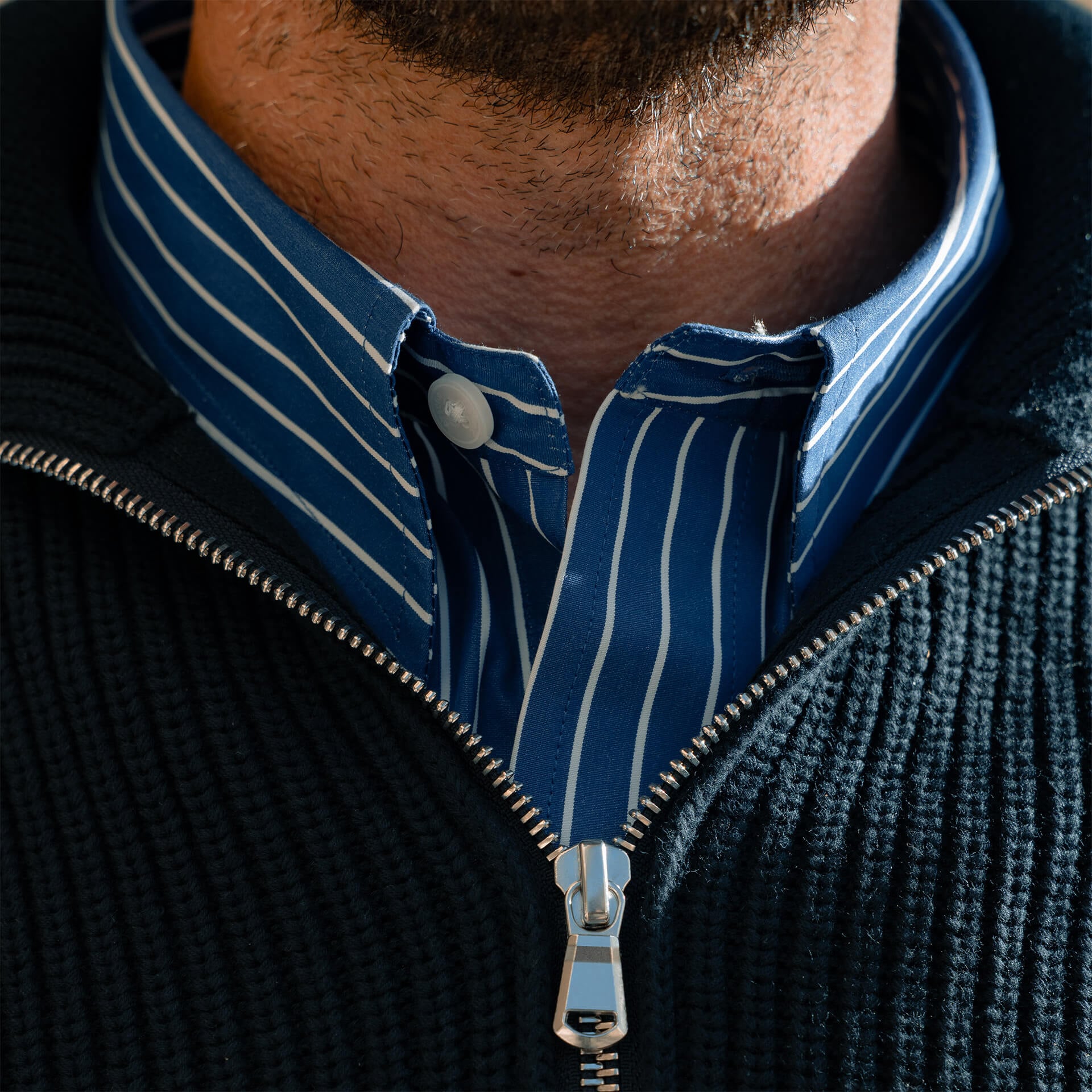 Pull col camionneur pour homme de Bleu de Chauffe, zoom d&eacute;tail col zipp&eacute;