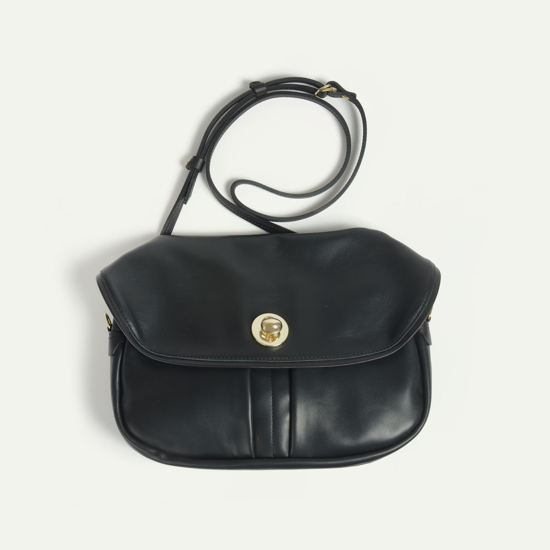 Leather handbag Mission