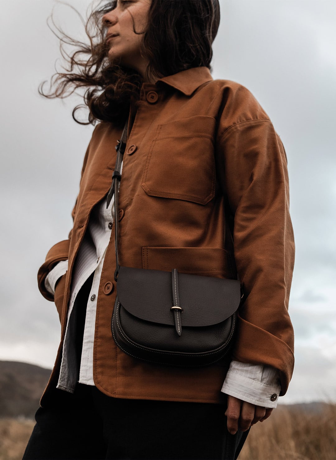 Bolso de mano «Java» fabricado en Francia para llevar colgado