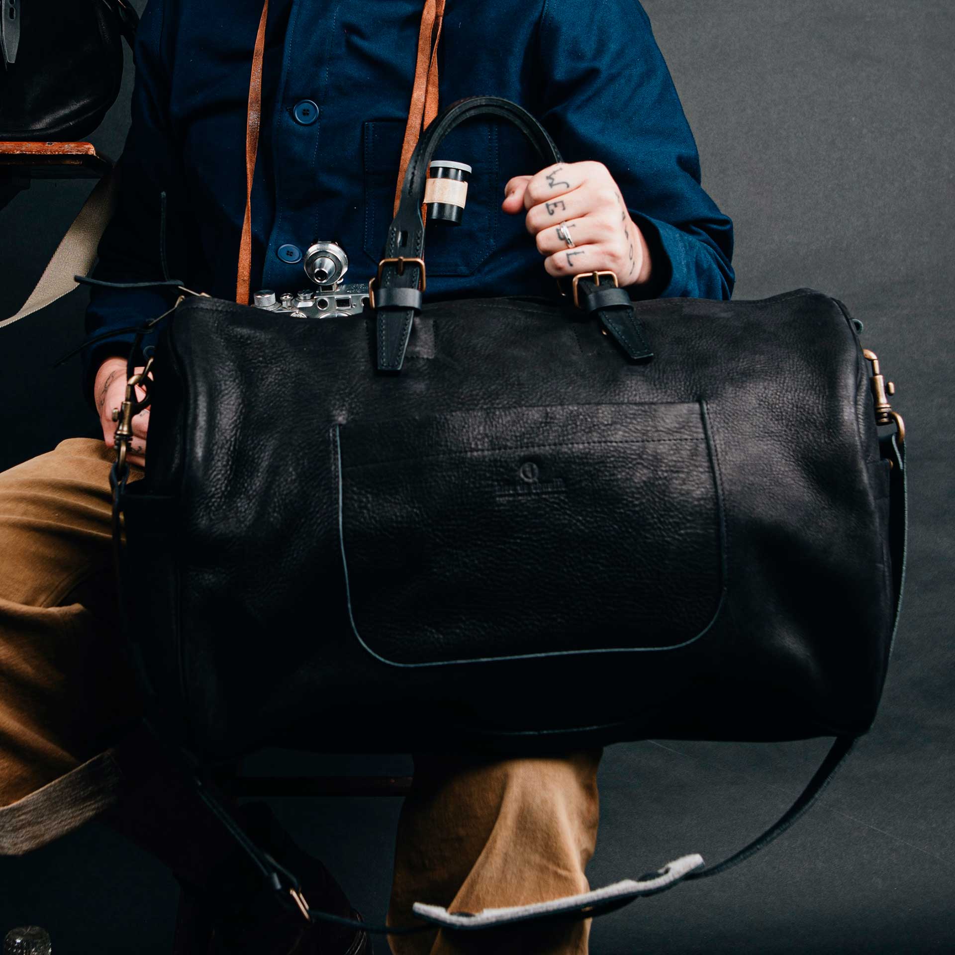 discover our leather bags