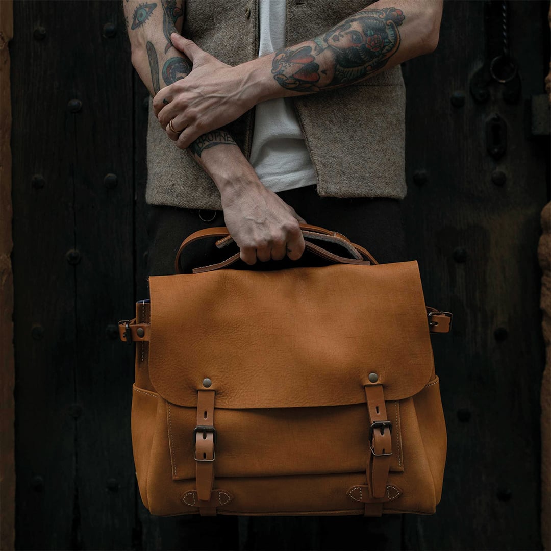 ledertasche f&uuml;r herren gelb